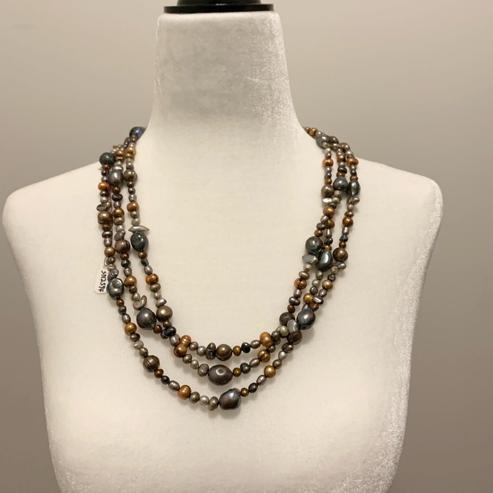 Pearl necklace